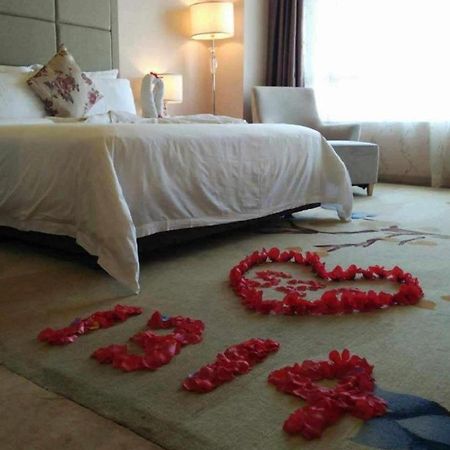 Boke Boutique Hotel Shenzhen Longgang Bagian luar foto