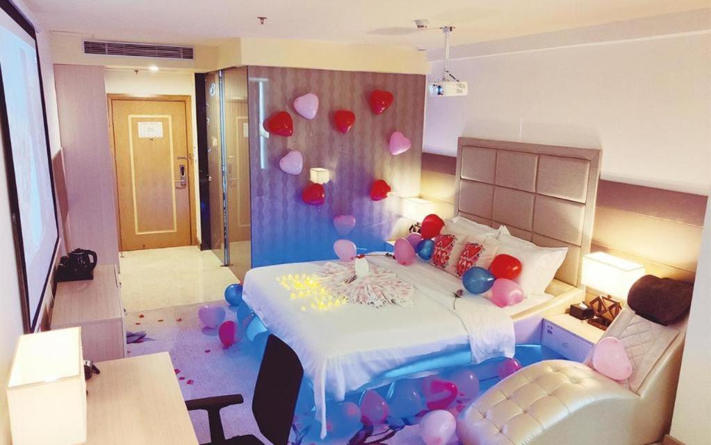 Boke Boutique Hotel Shenzhen Longgang Bagian luar foto